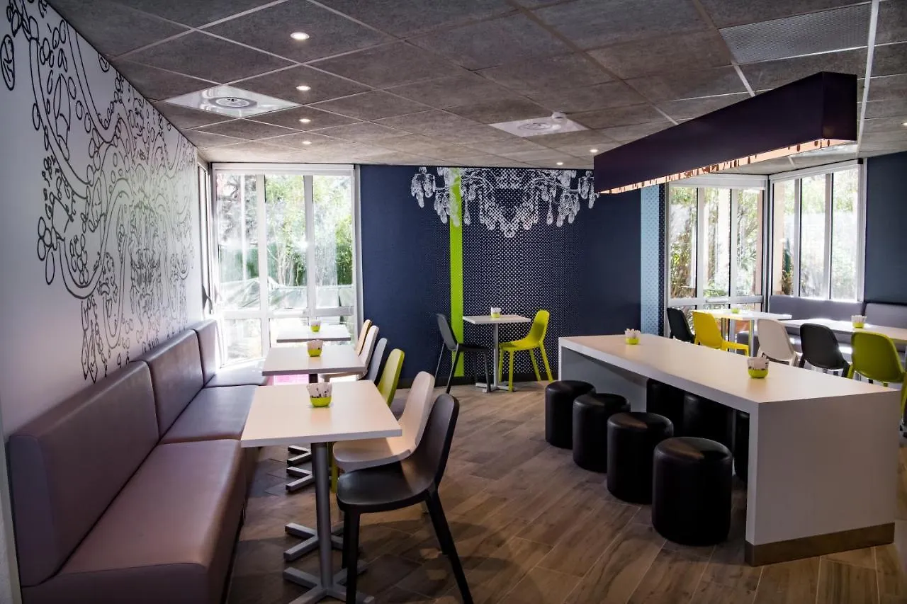 Отель Ibis Budget Avignon Centre
